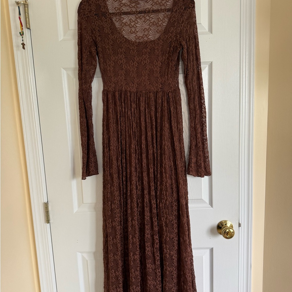 OPEN TO OFFERS!!! Bohemian Brown Lace Maxi Dress with Long Sleeves - Picture 6 of 6